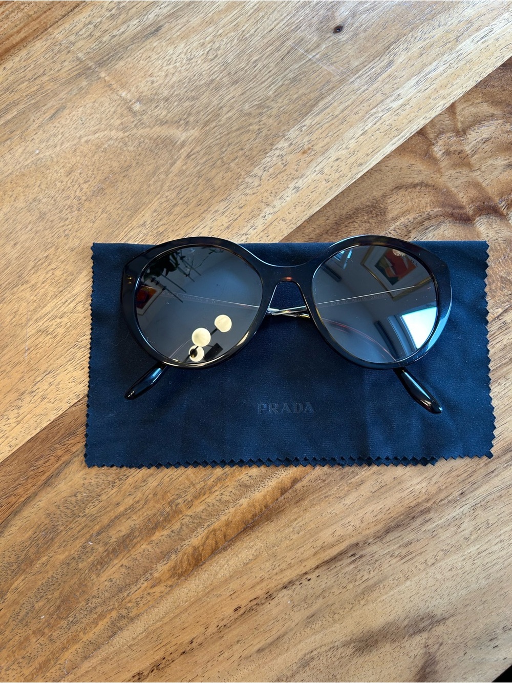 Prada Tortoise Round Frame Sunglasses in really good condition